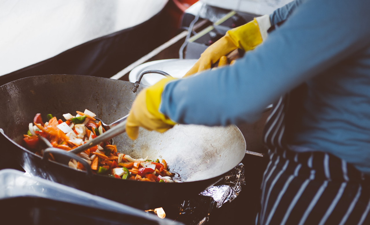 Must-Try International Food | International Dish | Travallin